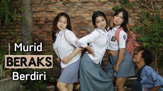 Download lagu Kentut Cantik...Murid Moncor Berdiri - film pendek (Komedi) mp3