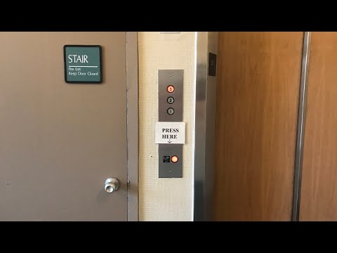 Modded Marshall Hydraulic Elevator at Forbes Oakland Building, Oakland - Pittsburgh, PA