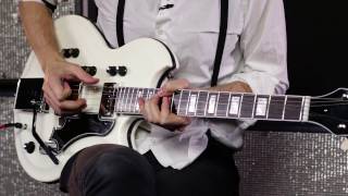 Video thumbnail for Supro Martinique Deluxe Electric Guitar by Musician's Friend