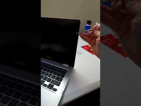 Chromebook flashing screen with a quick fix! #iowa #repair #screen #southeastiowa