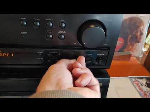 Vintage Pioneer SX-205 Stereo-Receiver aus den 90er Jahren. 2 Kanäle mit Phono-Eingang. Kurze Vor...