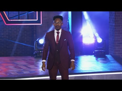 Donovan Metoyer - Qualifying Full Run | American Ninja Warrior Season 15