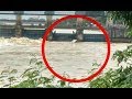 Ngeriii!! Detik2 Mobil Kijang Tercebur di Sungai Brantas Rolak Songo Mojokerto Jawa Timur Ngeriii!! Detik2 Mobil Kijang Tercebur di Sungai Brantas Rolak Songo Mojokerto Jawa Timur