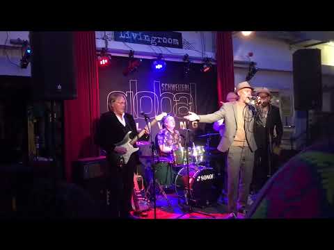 Governor Andy & Papa Dee med band - Kamoflage @ Global Living 3/12-2022