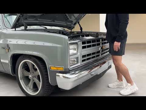 1985 Chevrolet C10 Scottsdale 4-Speed