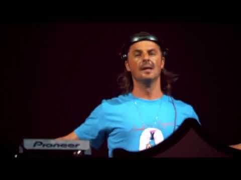 Matt Nash & Delayers - Run vs. Axwell feat. Max'C - I Found U (Live at Tomorrowland 2017)