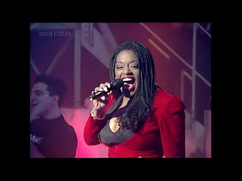 Rapination Feat. Kym Mazelle  -  Love Me the Right Way  - TOTP  - 1993