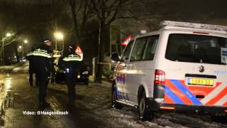preview picture of video '29-01-2015: Politie doet onderzoek in woning NOS-gijzelaar - Nieuwkoopseweg, Pijnacker'
