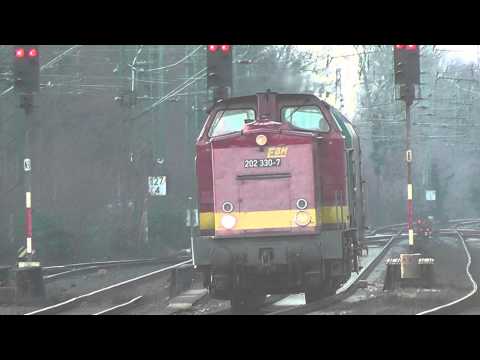 Das Jahr fängt ja Gut an DR V100 mit 1 Belgischen Schiebedachwagen