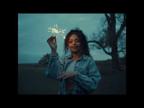 Ariia Rose - Frenemy (Official Music Video)