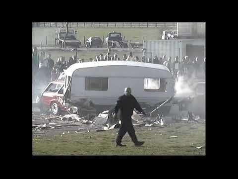 Bovingdon Caravan Race 9.4.2004 plus Banger-Finale