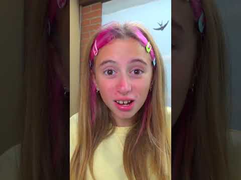 Giorgia nasconde il Pokémon leggendario in casa nostra! #shorts  #salvoegiorgia