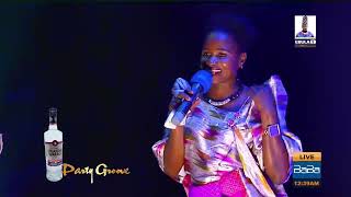 Download lagu Paper Weight Performance on Eastern Connect Edition Kyabazinga Coronation Kasiki Busoga Music 2021 mp3 Download lagu Paper Weight Performance on Eastern Connect Edition Kyabazinga Coronation Kasiki Busoga Music 2021 mp3