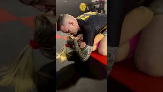 No Gi Ezekiel Choke from Mount: Master the Key Technique for Ultimate Success
