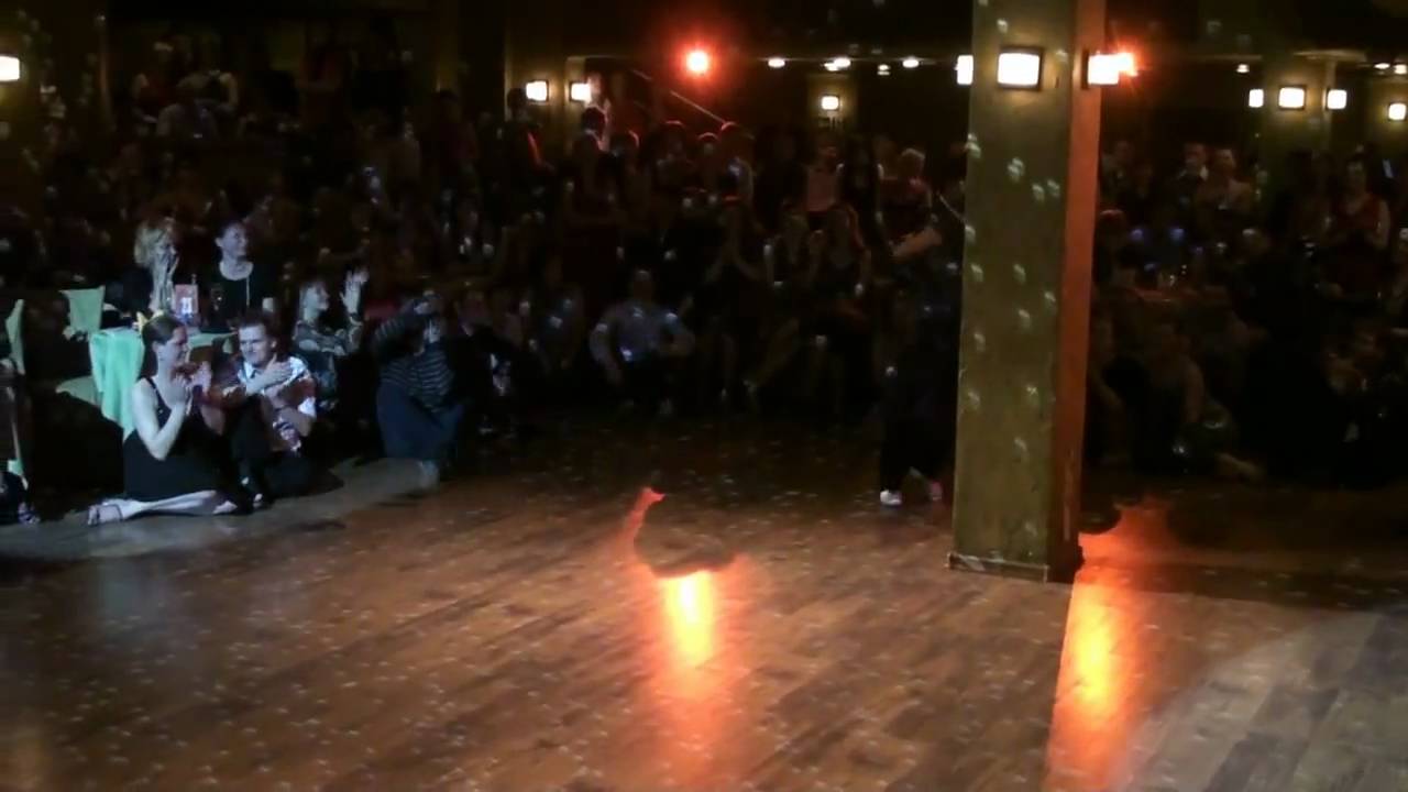 Esteban Cortez & Evelyn Rivera / April TangoLab 2010