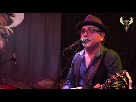 The Delgado Brothers - Something about my baby - Live at Bluesmoose Radio