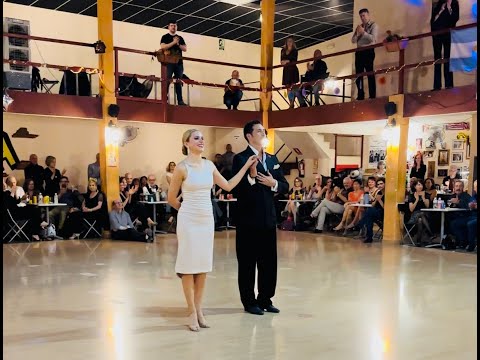 Maxi Copello - Karu Terenzio ( Jamas Retornaras 1/4 )