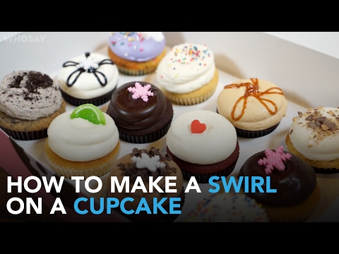 St. Valentine's Day Cupcakes: How to Make the Perfect Swirl | WHOSAY