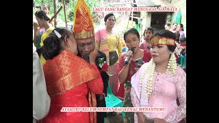 Download lagu SEDIH, MENIKAH TANPA AYAH DAN IBU, PENGANTIN BERNYANYI SAMBIL MENANGIS,#adatbatak, #pernikahanbatak mp3
