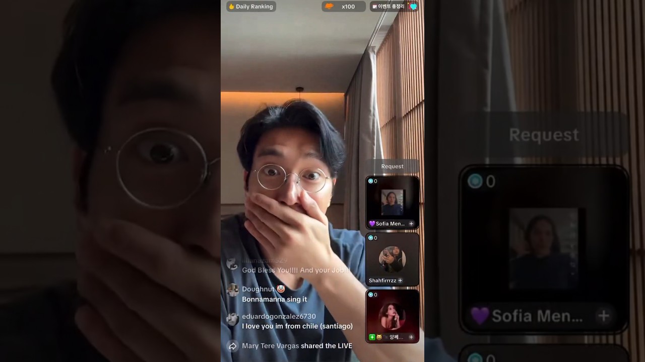 His reaction is so funny hahah I like silly Siwon 🤣🤣🤣 #suju #superjunior #siwon