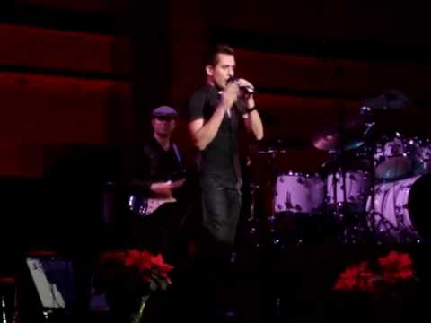 Guitarist Yarone Levy with American Idol star David Hernandez - Papa Was A Rolling Stone