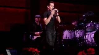 Guitarist Yarone Levy with American Idol star David Hernandez - Papa Was A Rolling Stone