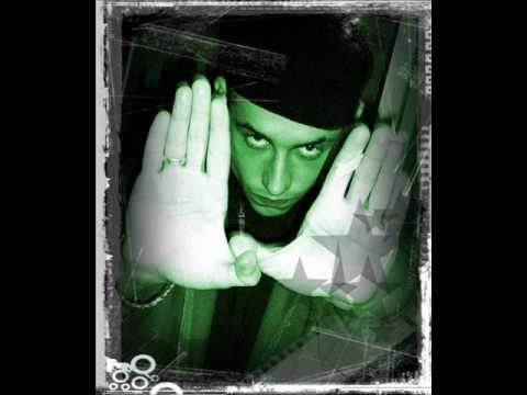 Necenzurat 03 feat. Savu - Aici`s Eu,asa sunt Eu