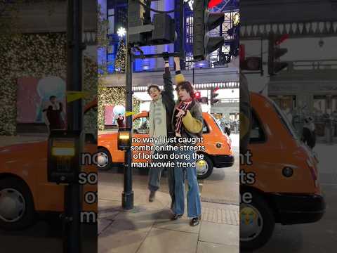 his feet STILL touching the ground 😭 #sombr #music #fypviral