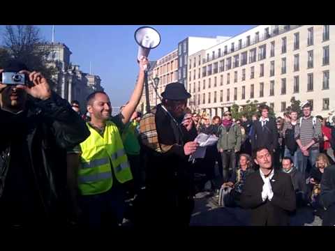 Occupy Berlin, 29.10.2011 Demo der 1%, Brandenburger Tor