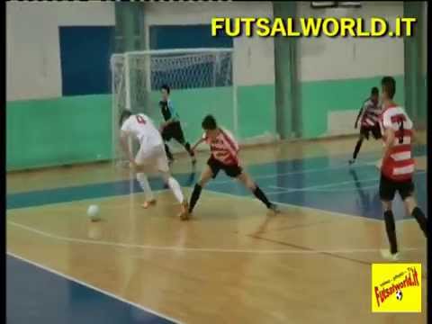 .... tunnel + GOOOOLLLLLLLL . . .  Simone Messineo