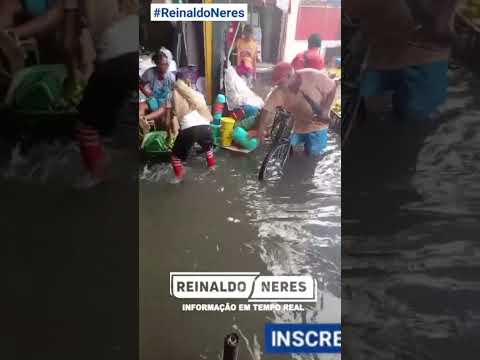 Temporal causa estragos no Mercado da Produção em Maceió #shots #chuva #alagoas #maceio #temporal