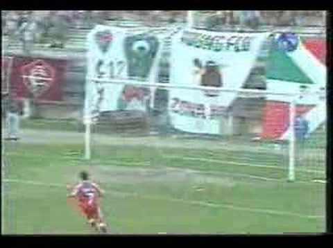 Fluminense 2 x 4 América-RN