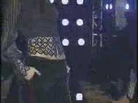 Douglas Hannant kicks off New York Fashion Week 2007