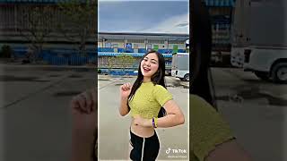 Download lagu cewek meresahkan 😂#shorts #tiktokviral mp3 Download lagu cewek meresahkan 😂#shorts #tiktokviral mp3