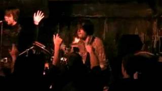 Roses Are Red "White And Gold" (Live)