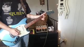 Video thumbnail for EHX BIG MUFF 1981 VS BIG MUFF 2010s by OZKÄR STALIN