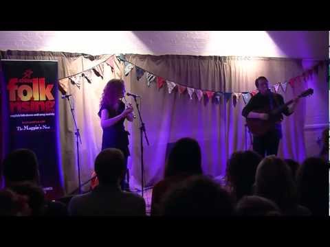 Jacquelyn Hynes and J Eoin - Live at Folk Rising, Cecil Sharp House