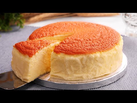 Super fluffy and soft Greek yogurt cake ☁️