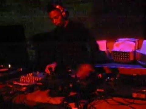 Jeff Mills @ Rohstofflager, Zurich, CH, 17 04 2003  (Part 1)
