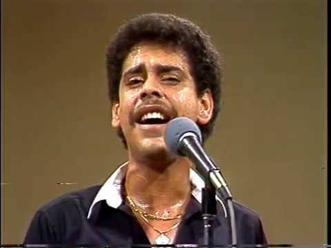 FERNANDO VILLALONA - Te Amo Demasiado (80's)