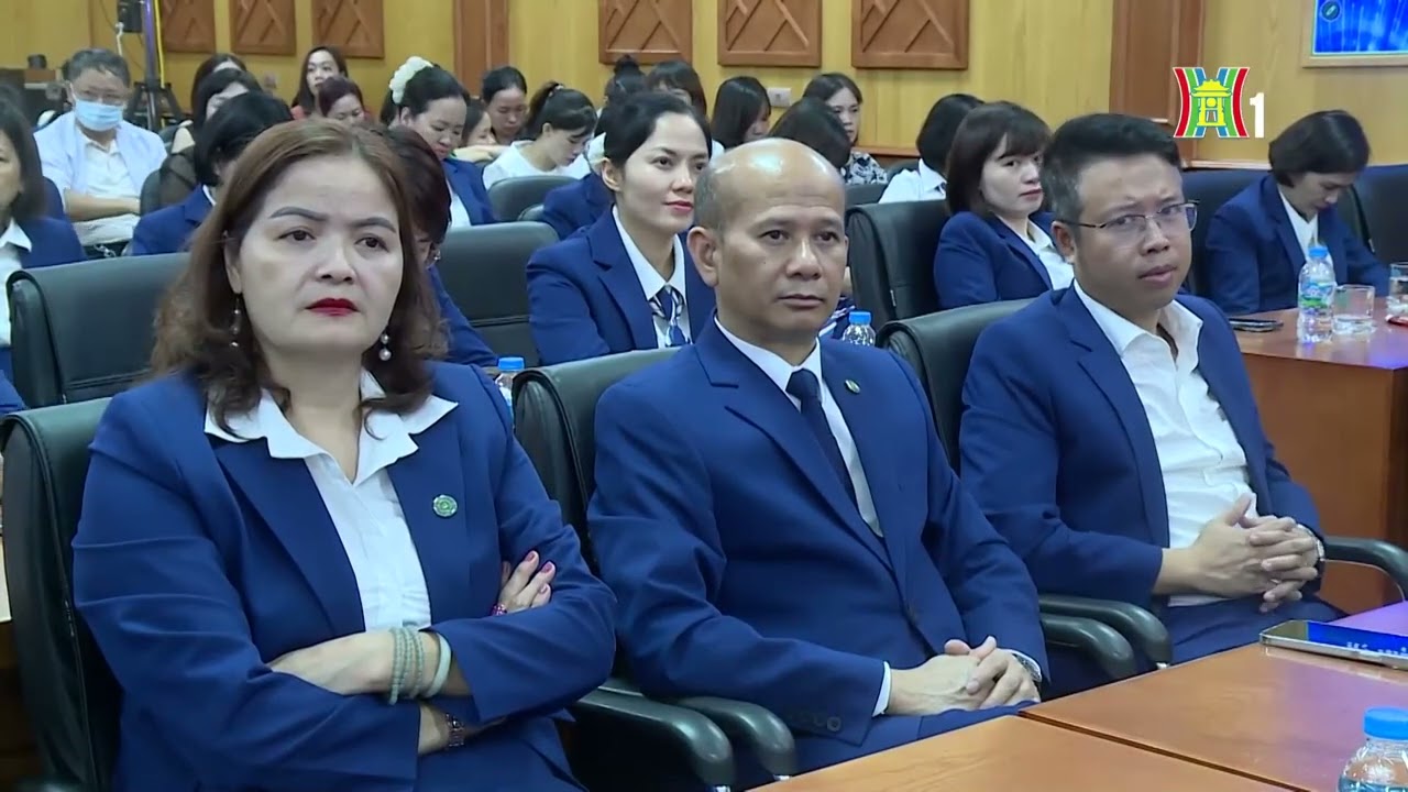 BVĐKHĐ vinh dự đón nhận Cờ thi đua của Chính phủ tại Lễ Kỉ Niệm 116 năm Ngày Truyền Thống Bệnh viện