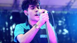Neon Indian - 6669 (I Don&#39;t Know If You Know) Live at UChicago Summer Breeze 2012