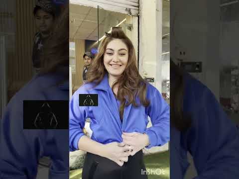 Stunning 🤩 Shefali Jariwala Spotted outside her Gym 💪🔥