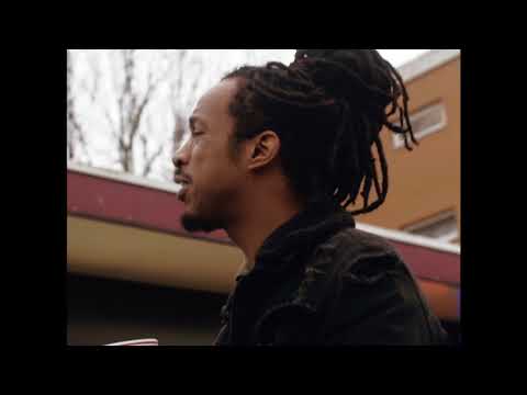 Paranoia - Mosta Man Feat chali Maton Jr (Den Mi Mundu Mi So Mixtape)