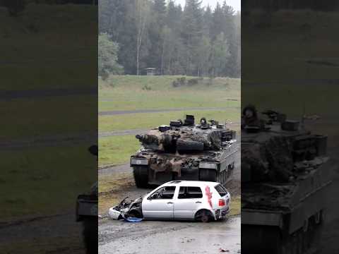 Leopard 2A2 #shorts #soldier #militarypower #military #army #usmarine #militaryupdate #militarynews