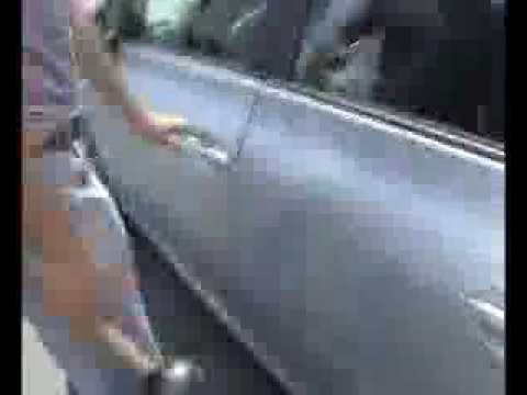 Autólopás WC pumpával