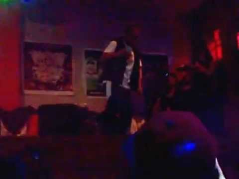 Afaz Natural Quizás Vídeo en VIVO Ecuador