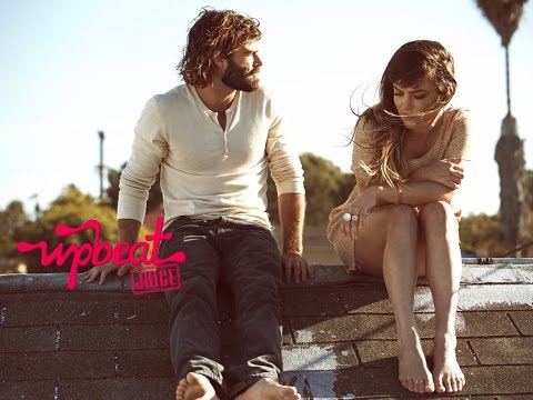 Taylor Swift smashes record, Paul McCartney and Dave Grohl rock out and J-Lo gets glitter-bombed