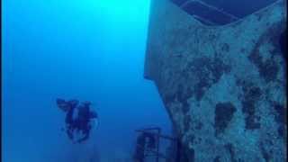 preview picture of video 'Epave / Wreck Um El Faroud à Wied iz Zurrieq - Malte / Malta (Corsair Diving)'