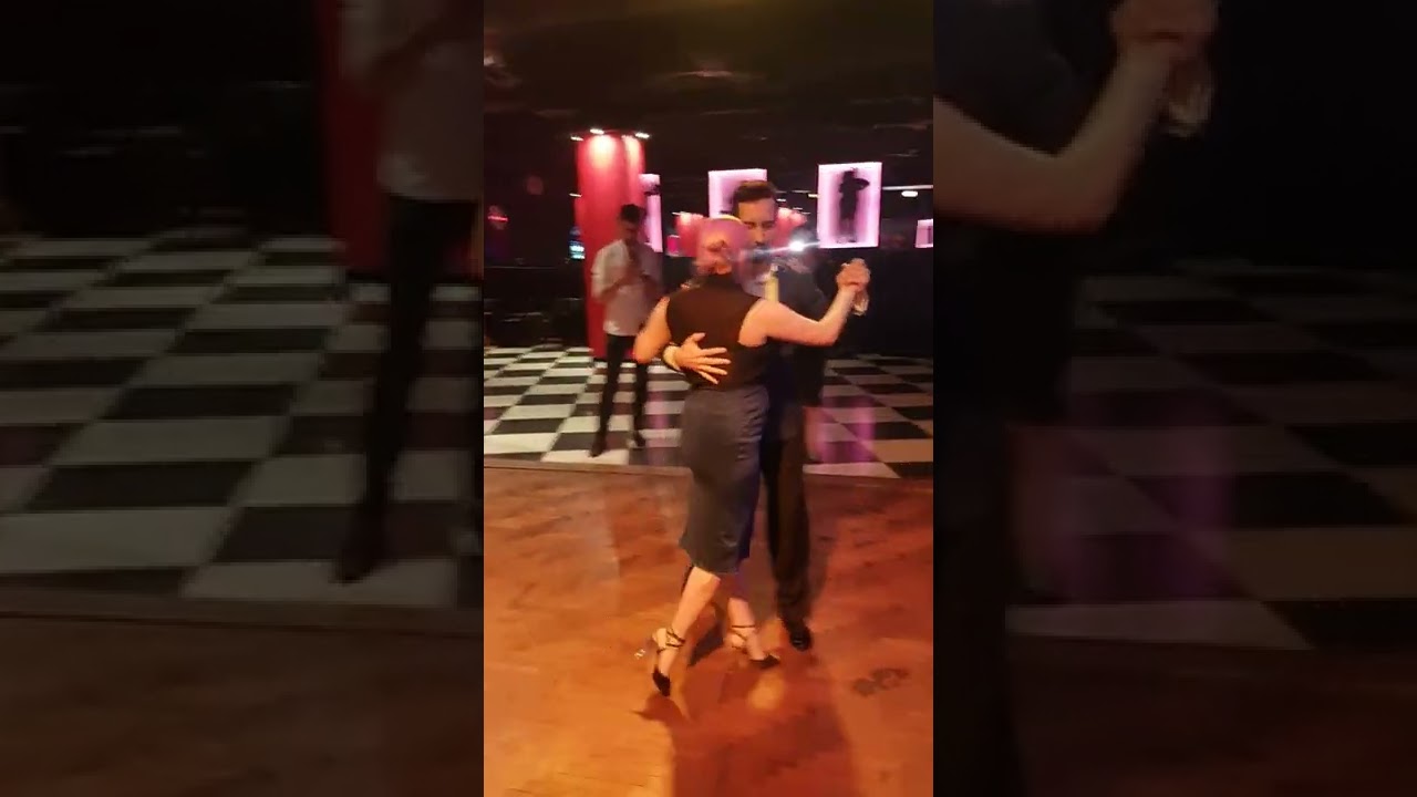 class w Emmanuel Ledesma y Carolina Couto